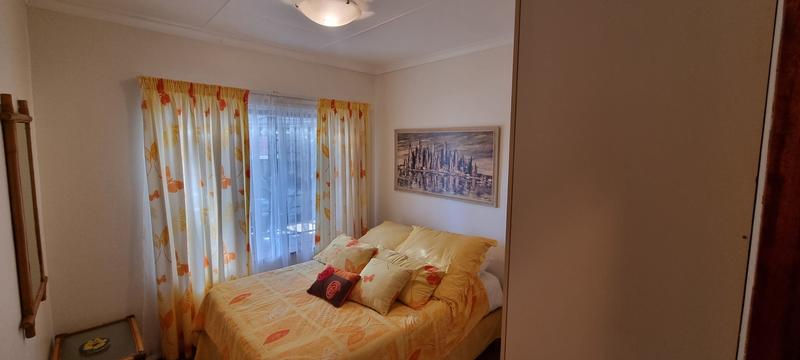 4 Bedroom Property for Sale in Fraaiuitsig Western Cape